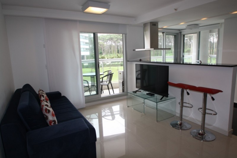 Departamento en alquiler en  Playa Brava!!!